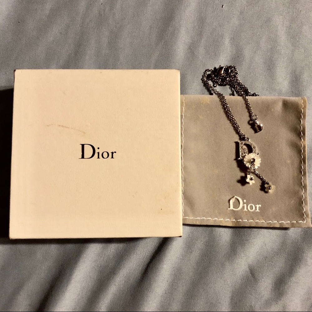 Authentic Dior flower necklace 🌸 - Picture 2 of 2